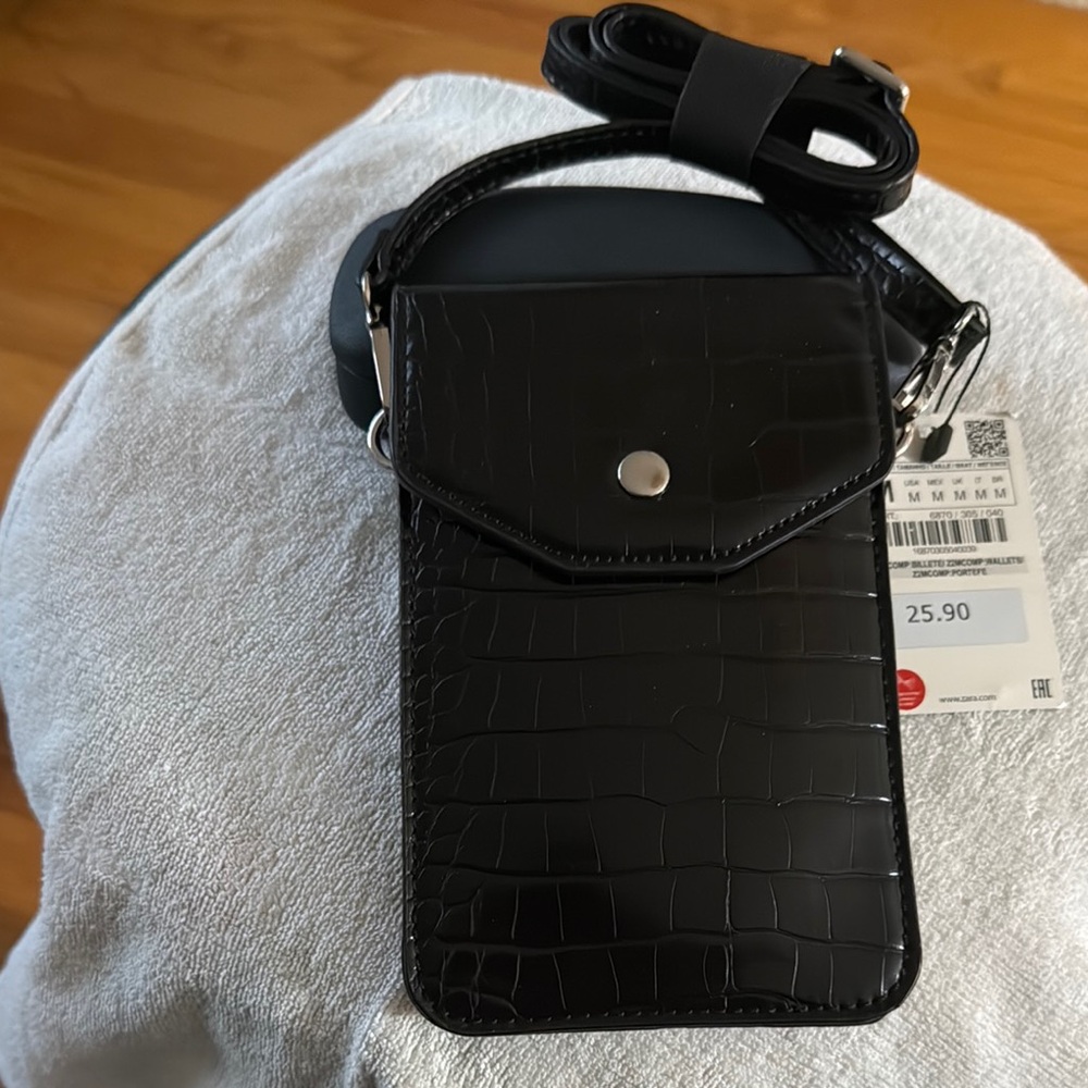 Black Croc Embossed Crossbody Bag